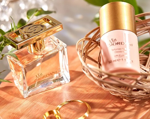 مام-دئودورانت-خوشبو کنندهhttps://nogolbeauty.ir/