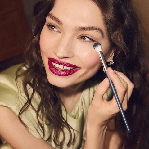 https://nogolbeauty.ir/ست براش آرایشی شب های جادویی ۴ عددی - کد 48572